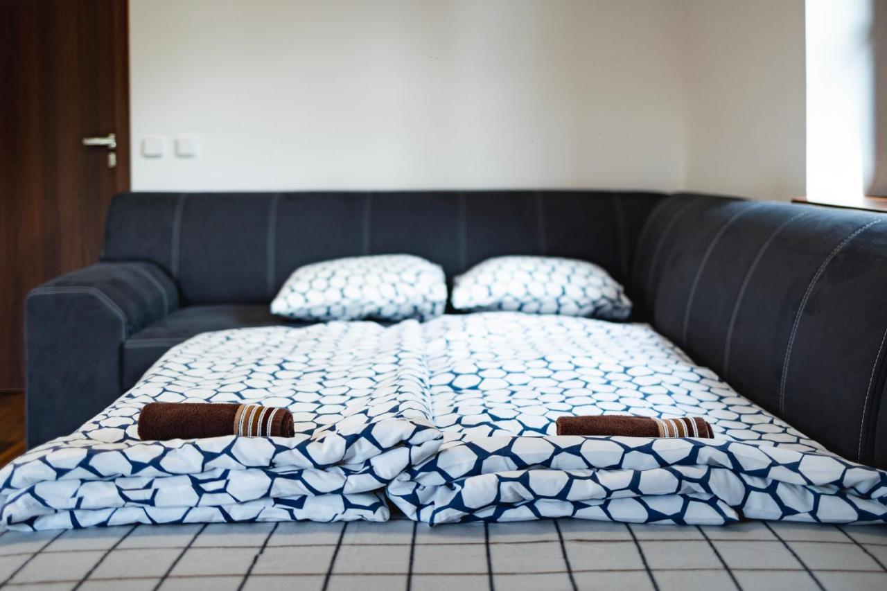 Apartmany Eli A Naty 데슈트네 프 오를리츠키흐 호라 외부 사진